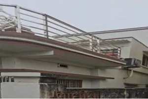 झुमरीतिलैया में रिटायर्ड बैंक कर्मी के घर से 14 लाख के जेवरात चोरी