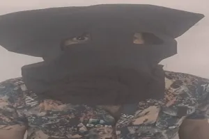 Chaibasa News: घरेलू विवाद में पति ने की गला दबाकर पत्नी की हत्या