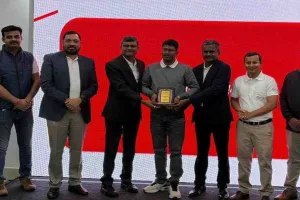 पलामू के लिए गर्व: संजय ऑटोमोबाइल बना बेस्ट महिंद्रा कस्टमर केयर सेंटर