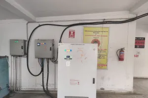 Hazaribagh News : अंधेरे में ऑपरेशन की खबर का असर ,हजारीबाग DC का बड़ा फैसला, सभी स्वास्थ्य केंद्रों में इनवर्टर अनिवार्य