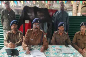 पारा शिक्षक हत्या कांड का खुलासा, तीन आरोपित पुलिस की गिरफ्त में