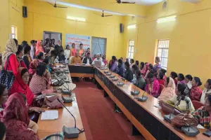 Dumka News : रानीश्वर में पेंशनधारियों के सामाजिक अंकेक्षण को लेकर कार्यशाला आयोजित