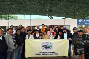 Ranchi News : दावोस से लौटे झारखण्ड चैम्बर का प्रतिनिधिमंडल, रांची एयरपोर्ट पर हुआ भव्य स्वागत