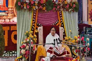 गिरिडीह में संत विवेक दास जी महाराज निर्वाण महोत्सव एवं गुरु गोविंद धाम मंदिर वर्षगांठ श्रद्धा व भक्ति के साथ संपन्न