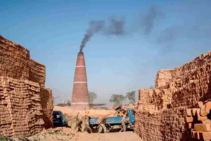 रामगढ़ में अवैध ईंट भट्ठों पर बड़ा खुलासा, 50 से अधिक संचालकों को खनन विभाग का नोटिस