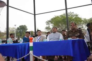 Hazaribagh News : मतदान केंद्रों की सुरक्षा व्यवस्था पर विशेष जोर