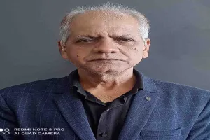 कैसी है सरकार? — व्यवस्था और भ्रष्टाचार पर तीखी सामाजिक कविता