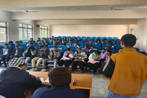 मॉडल कॉलेज में सुरक्षित इंटरनेट दिवस पर साइबर जागरूकता कार्यशाला