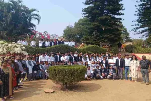 Giridih News : खंडोली डैम परिसर में छात्रों ने मनाया पिकनिक डे