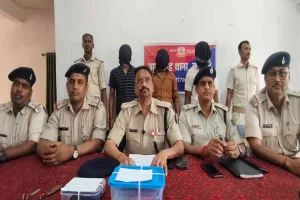 Bokaro News: रिकवरी एजेंट से लूट करने वाले तीन शातिर अपराधी गिरफ्तार
