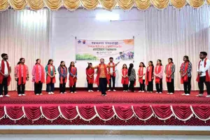 Bokaro News: जनरल अस्पताल के स्कूल ऑफ नर्सिंग के विद्यार्थियों ने दिया सांस्कृतिक प्रस्तुति 