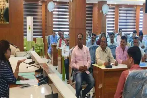 Palamu News: धान अधिप्राप्ति में तेजी लाने का निर्देश, 20 दिनों में लक्ष्य पूरा करने के निर्देश 