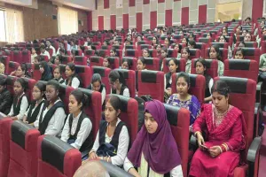 Hazaribagh News: भारत के भिन्न जनजातीय परंपराओं में लैंगिक हिस्सेदारी के मिसाल उपलब्ध: प्रो नवल किशोर अम्बष्ट