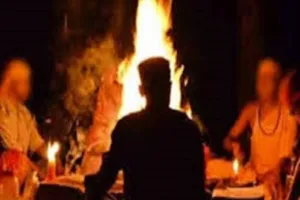 Chaibasa News : अंधविश्वास का मामला: युवती को बांधकर ओझा के पास ले जाने की कोशिश