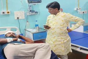 Dhanbad News: गाने पर डांस को लेकर दो पक्षों में मारपीट, कई घायल