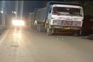 Sahebganj News: बिंदुधाम मेले में नो एंट्री फेल, ओवरलोड ट्रकों से श्रद्धालु परेशान