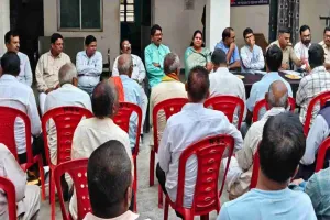 Koderma News: चंदवारा थाना परिसर में रामनवमी, ईद एवं सरहुल पर्व को लेकर शांति समिति की हुई बैठक