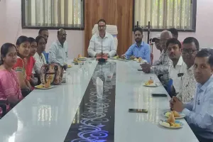 Koderma News: सेक्रेड हार्ट स्कूल में स्कूल मैनेजिंग कमेटी की बैठक संपन्न