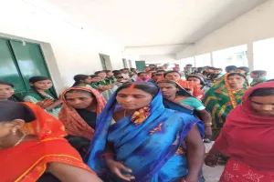 Ramgarh News: पीएम श्री स्कूल में शिक्षक-अभिभावक बैठक, शिक्षा सुधार पर चर्चा