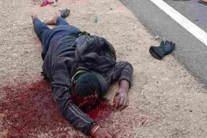 Dumka News : संतुलन बिगड़ने से बाइक दुर्घटनाग्रस्त, चितरा गांव का युवक गंभीर