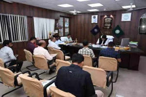 Pakur News: उच्च न्यायालय से जुड़े लंबित मामलों पर प्रशासन सख्त