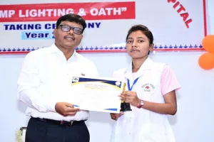 Bokaro News: जनरल अस्पताल: स्कूल ऑफ नर्सिंग में शपथ ग्रहण समारोह का आयोजन