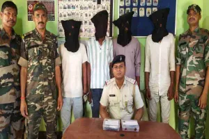 Deoghar News: साइबर अपराध पर बड़ा प्रहार: चार शातिर ठग गिरफ्तार, कस्टमर केयर बन करते थे ठगी