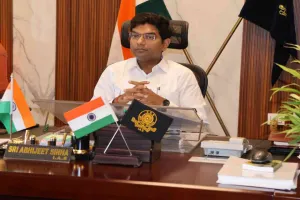 Dumka News: उपायुक्त की चेतावनी: स्कूलों में फीस वृद्धि के नाम पर लूट बर्दाश्त नहीं, नियमों के उल्लंघन पर होगी कड़ी कार्रवाई