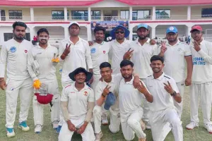 Dhanbad News: राज एलेवन की दमदार जीत, डीएसए रेलवे को 14 रन से हराया