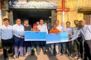 Dhanbad News : झरिया मास्टर प्लान के तहत दो विस्थापित परिवारों को मिला नया घर