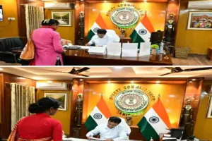 Sahebganj News: डीसी कार्यालय में जनता दरबार का आयोजन, बड़ी संख्या में शिकायतें लेकर पहुंचे नागरिक