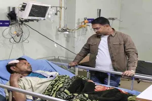 Hazaribagh News: सांसद मीडिया प्रतिनिधि रंजन चौधरी ने घायलों से की मुलाकात