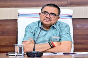 Bokaro News: चन्दनकियारी स्टेडियम निर्माण कार्य की डीसी ने किया समीक्षा बैठक