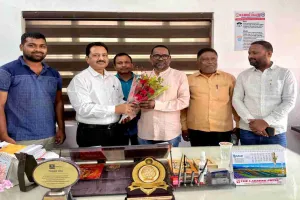 सिंदरी क्षेत्र के तीन कॉलेजों में स्मार्ट लाइब्रेरी का शिलान्यास