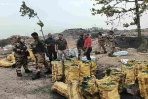 सीआईएसएफ, सीसीएल एवं गांधीनगर थाना की संयुक्त कार्रवाई में करीब 20 टन अवैध कोयला जब्त