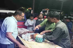 Lohardaga News: भीषण सड़क हादसा: स्कॉर्पियो और बाइक की टक्कर में दो सगे गांव के युवकों की मौत