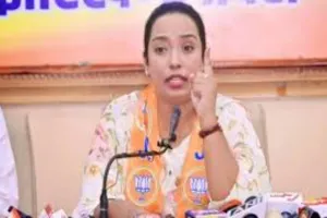 झारखंड सरकार खून देने में नहीं, खून चूसने में लगी है: राफ़िया नाज़