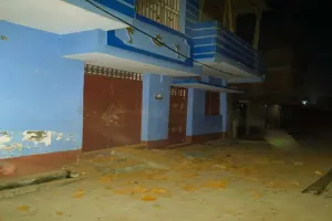 Jamshedpur News: छत की दीवार को लेकर विवाद, घर में घुसकर मारपीट, तीन घायल