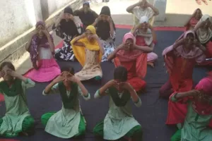 Pakur News : आयुष विभाग का योग अभियान, 39 केंद्रों पर प्रशिक्षण