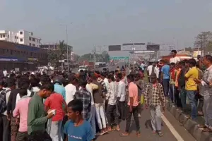 Dhanbad News: मजदूरी पर जा रहे 50 वर्षीय किशन महतो की सड़क दुर्घटना में मौत