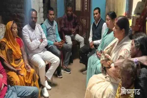 मासूम की हत्या और जुलूस हिंसा से दहला इलाका, भाजपा नेत्री पहुंचीं पीड़ितों के घर