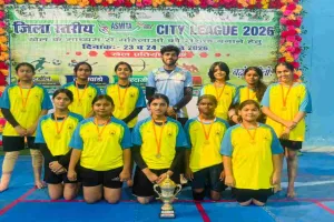 Koderma News: मॉडर्न पब्लिक स्कूल की छात्राओं ने जीता अस्मिता खेलो इंडिया लीग चैंपियनशिप