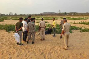 Palamu News: पांकी-तरहसी बॉर्डर पर पुलिस एनकाउंटर, मुख्य आरोपी फैज खान को लगी गोली