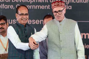 शिवराज सिंह चौहान ने जम्मू-कश्मीर में 330 नई सड़क परियोजनाओं का किया शुभारंभ, 5 लाख परिवारों को पक्के मकान का भरोसा