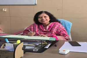 Hazaribagh News: विनोबा भावे विवि में बड़ी प्रशासनिक कार्रवाई, ड्यूटी से गायब 17 कर्मचारियों को शो-कॉज