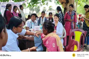 Dumka News: आमजोड़ा में NSS का बड़ा अभियान: फ्री हेल्थ कैंप में 50 ग्रामीणों की जांच