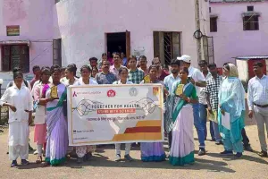 Dumka News: विश्व स्वास्थ्य दिवस पर जागरूकता रैली, सहियाओं को किया सम्मानित