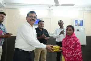 Bokaro News: बीएसएल में 'स्वच्छता पखवाड़ा' के अंतर्गत सफाई मित्रों के लिए सम्मान समारोह का आयोजन