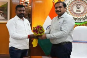 Sahebganj News: नए डीसी से मिले नगर परिषद अध्यक्ष, क्षेत्र की समस्याओं पर हुई चर्चा