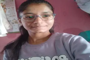 Dumka News: दाहुजोर की रिया कुमारी ने 95.40% अंक लाकर किया कमाल, बनी स्कूल टॉपर